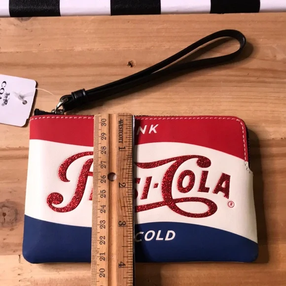 Coach x Pepsi Collab Retro Vintage Glittering Pepsi Cola Zipper Wristlet Pouch - Picture 14 of 16